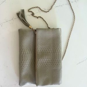 Women clutch grey Aldo